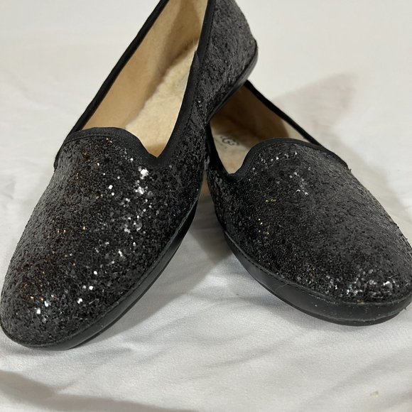 Uggs Women's Size 6 Excellent Condition Black Sequence - Picture 8 of 10